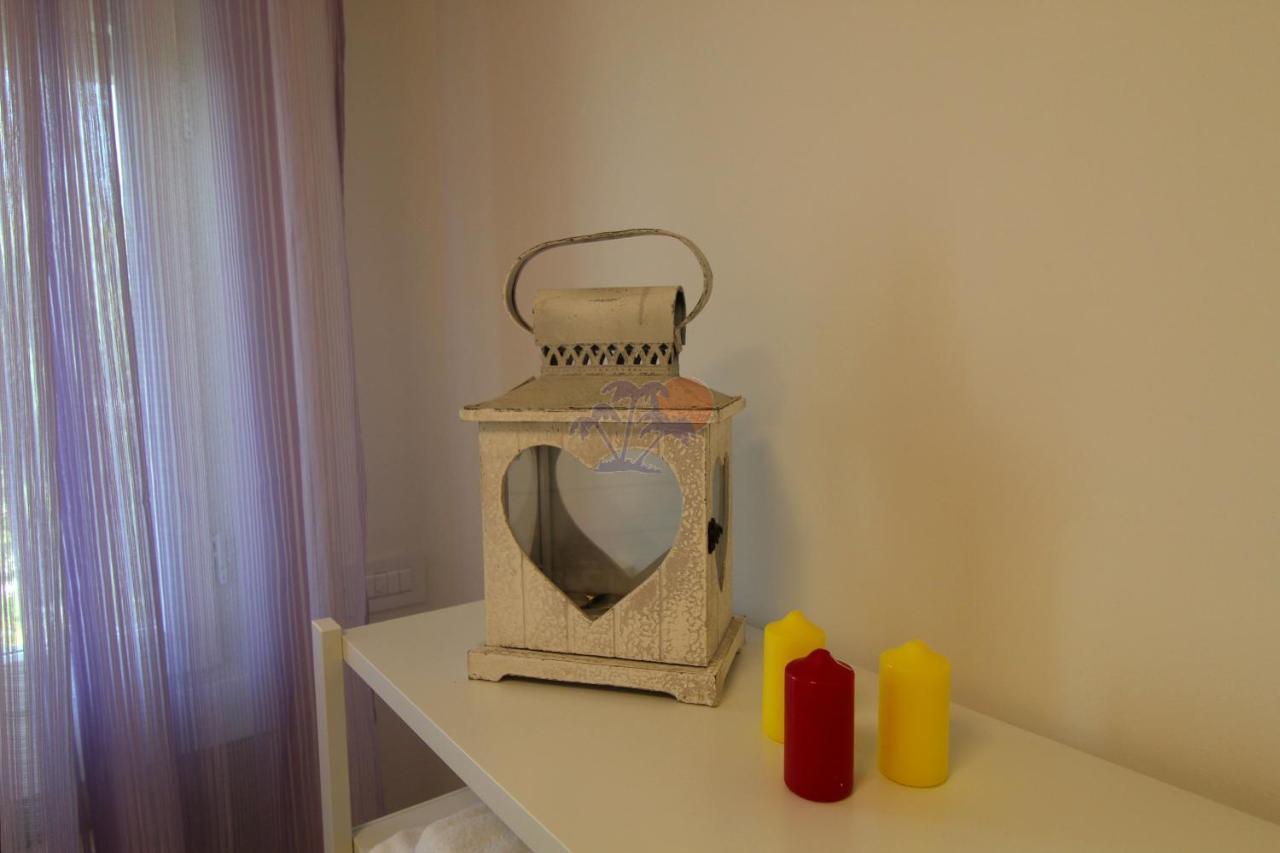 Appartamenti La Madonnina 페스키에라델가르다 외부 사진